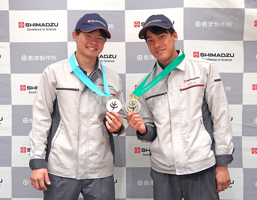 Ko Tanioka (left) and Kazushi Nakada
