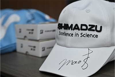 Mao Saigo Autographed Cap