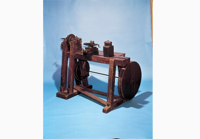 German-made pedal-powered wooden lathe