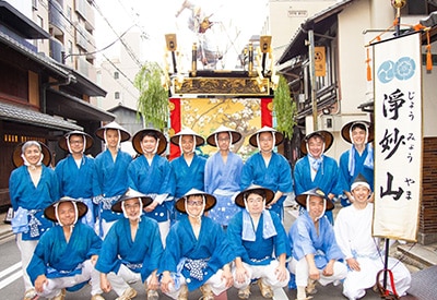 Group photo of Jomyoyama