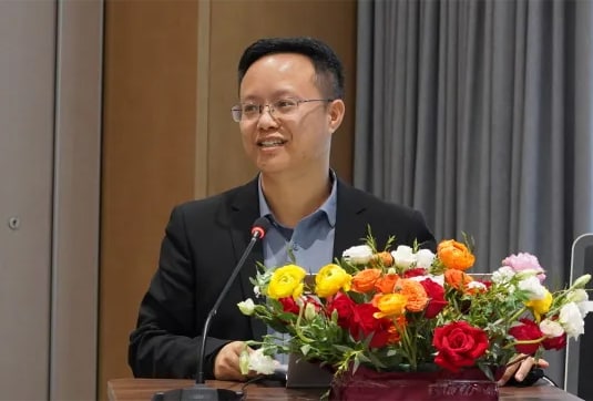 Gongming Shi, Aidimai Chairman/General Manager