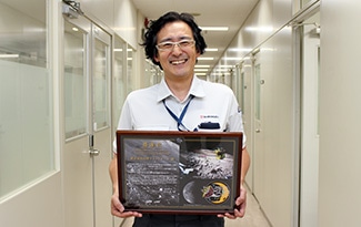 Certificate of Gratitude from JAXA Delivered to the Salesperson, a Space Enthusiast