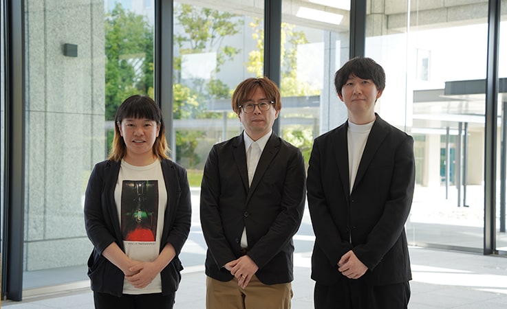 From the left: ADK Marketing Solutions Inc. Creative Director: Asako Sakawaki;
Director: Tetsuo Tokuno; Studio KAI Producer: Hirokazu Fukumori